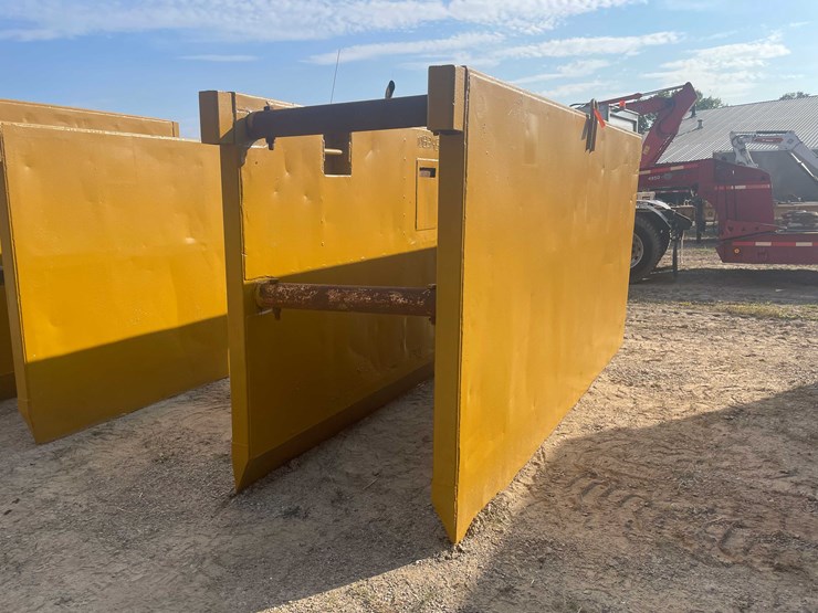 #13319-•-efficiency-products-trench-box-image-1