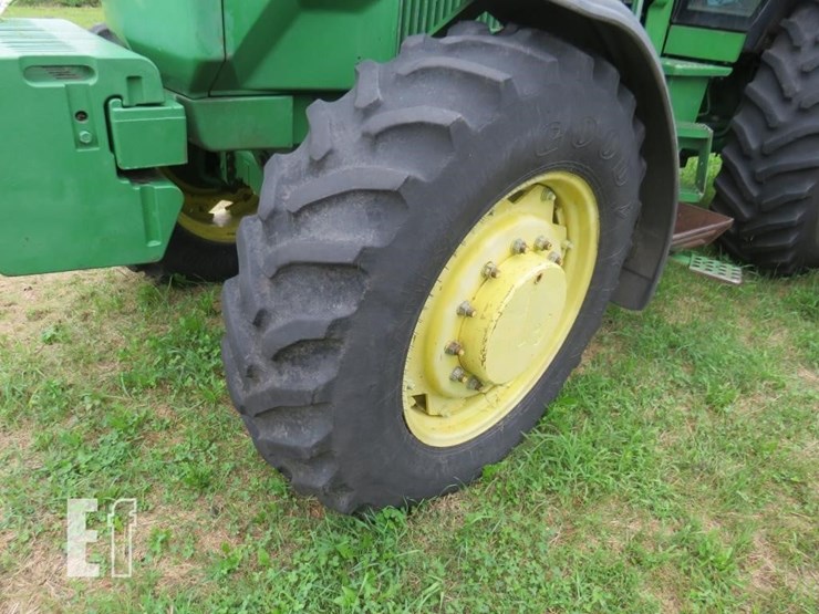 1989-john-deere-4755-image-10