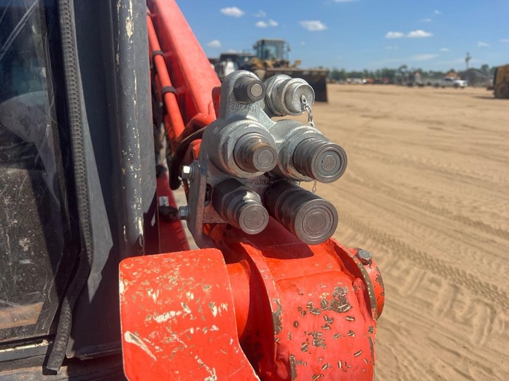 2019-kubota-svl95-2s-image-11