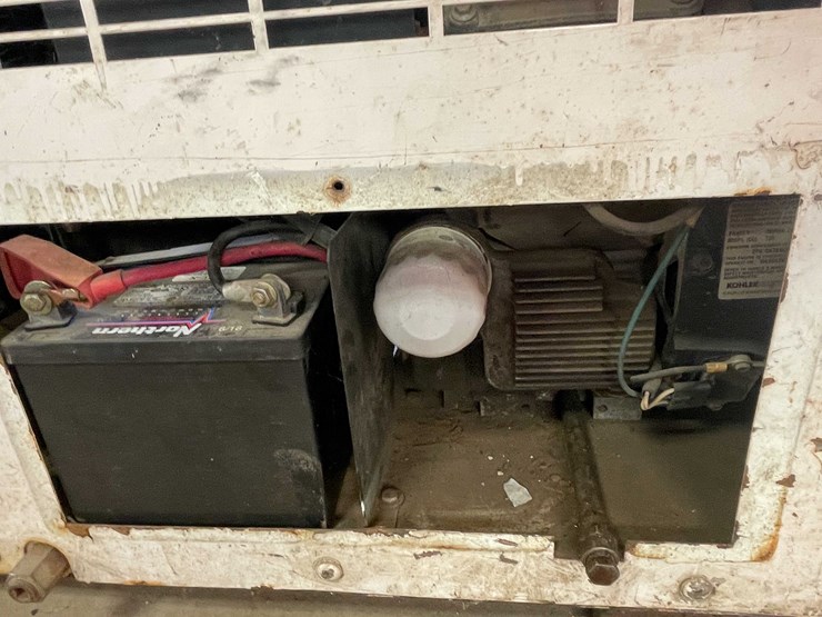 #13374-•-2002-vanair-viper-70-air-compressor-image-7