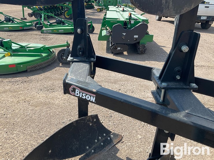 2019-bison-avb400h-4-bottom-roll-over-plow-image-8