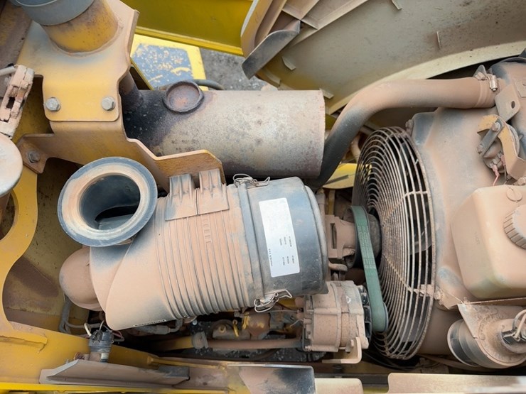 2001-deere-310g-image-16