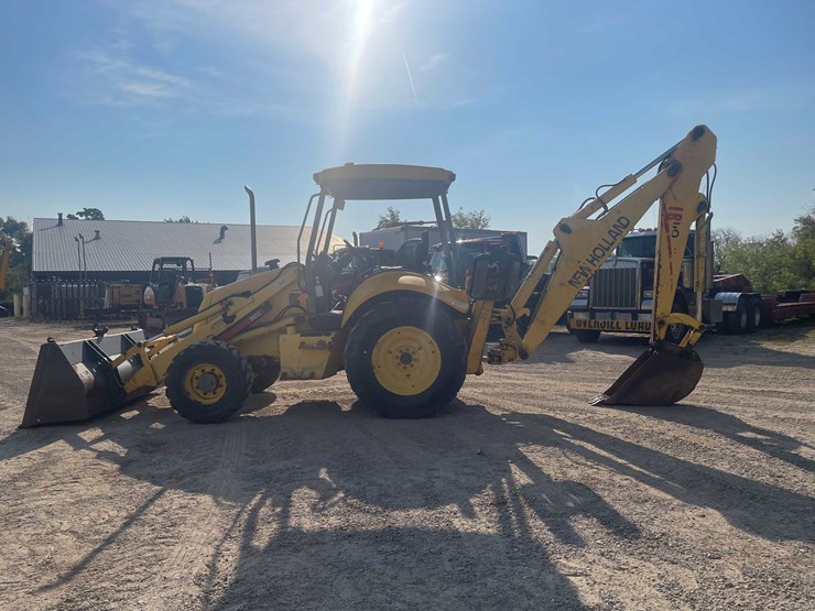 #13315-•-2003-lb110-backhoe-loader-image-8