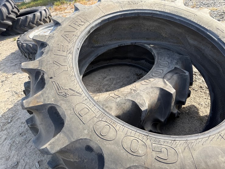 #9655-•-lot-of-(2)-goodyear-480/80r46-tire-inv#:-9655-image-6