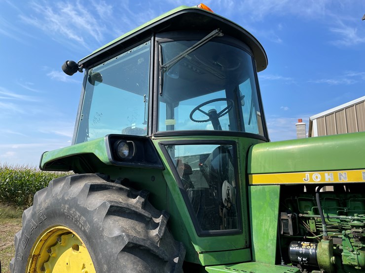 john-deere-4430-image-15