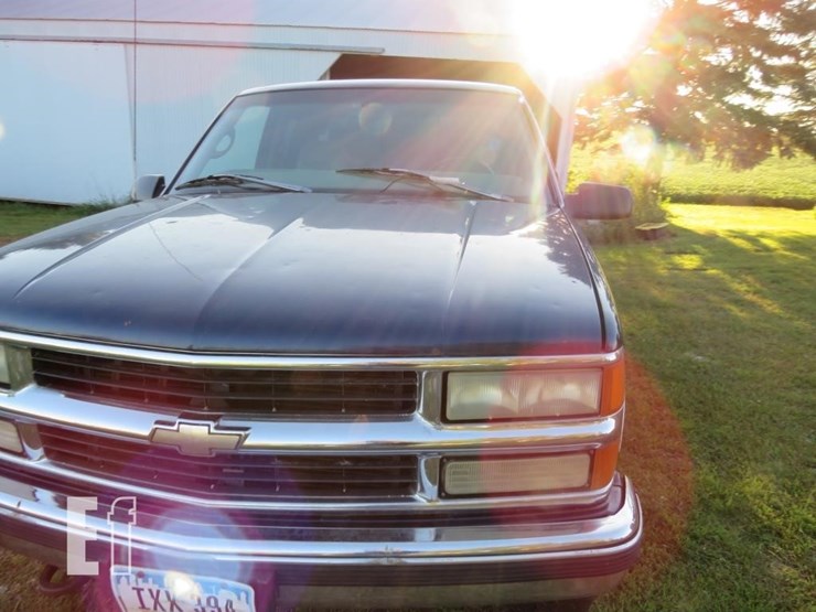 1998-chevrolet-1/2-ton-4x4-ext-cab-image-3