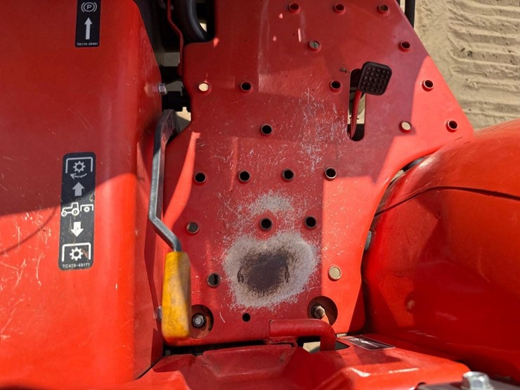 kubota-l2501-image-26