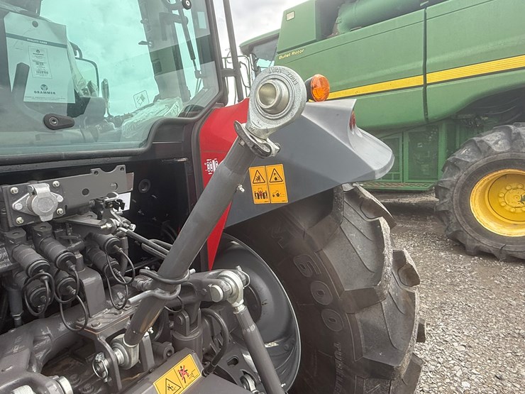 2022-massey-ferguson-4710-image-39