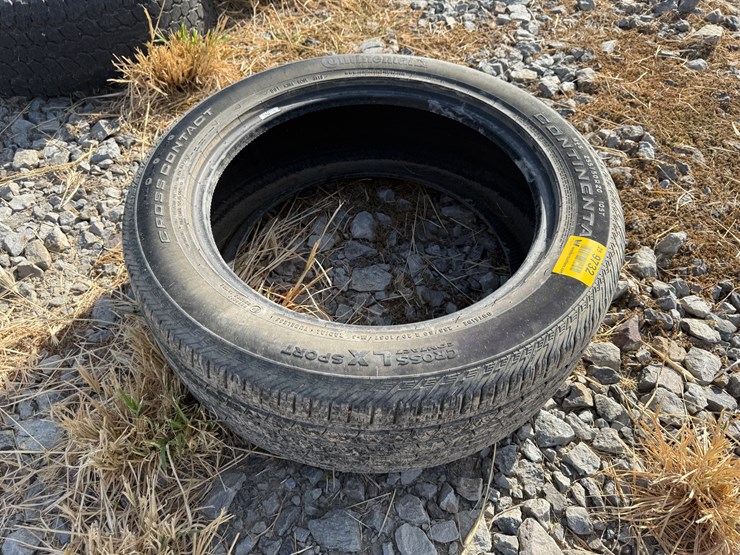 #9732-•-255/50r20-tire-inv#:-9732-image-3