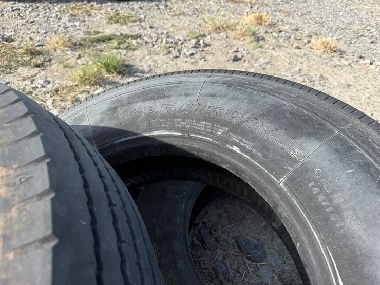 #5034-•-lot-of-(3)-miscellaneous-tires--inv#-5034-image-12