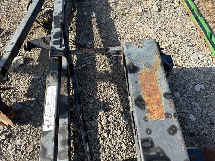 #23905-•-yetter-~15'-row-marker-image-13