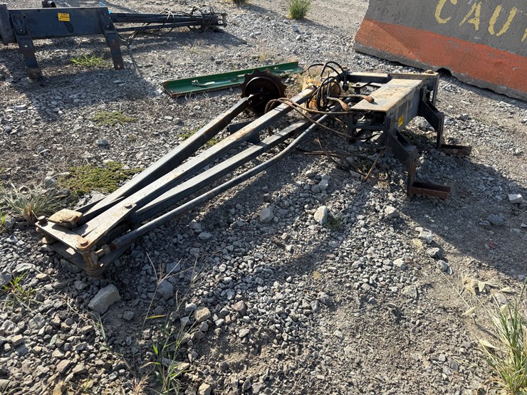 #23904-•-yetter-~15'-row-marker-image-2