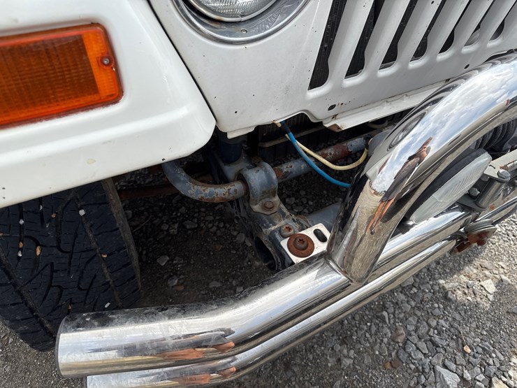 1997-jeep-wrangler-image-18