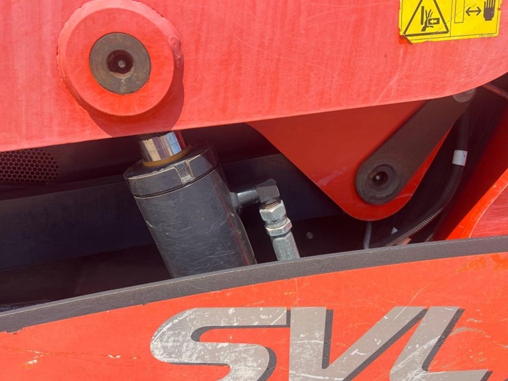 2019-kubota-svl95-2s-image-13