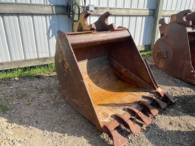 #13388-•-excavator-bucket-image-1