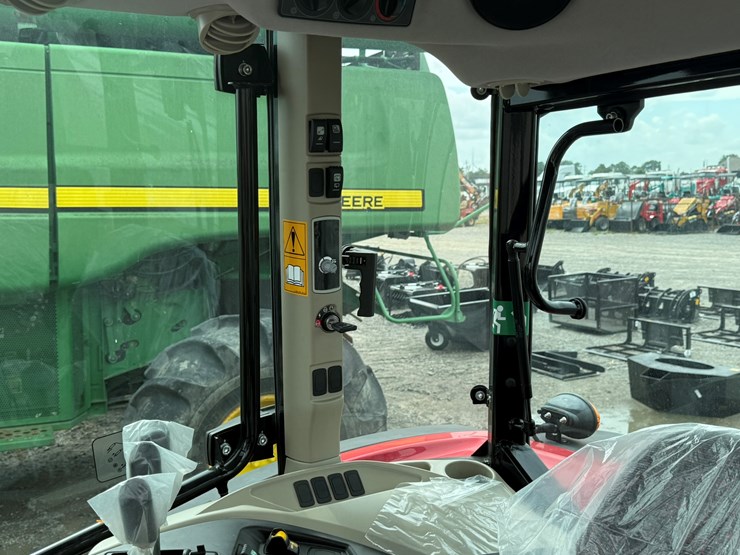 2022-massey-ferguson-4710-image-58
