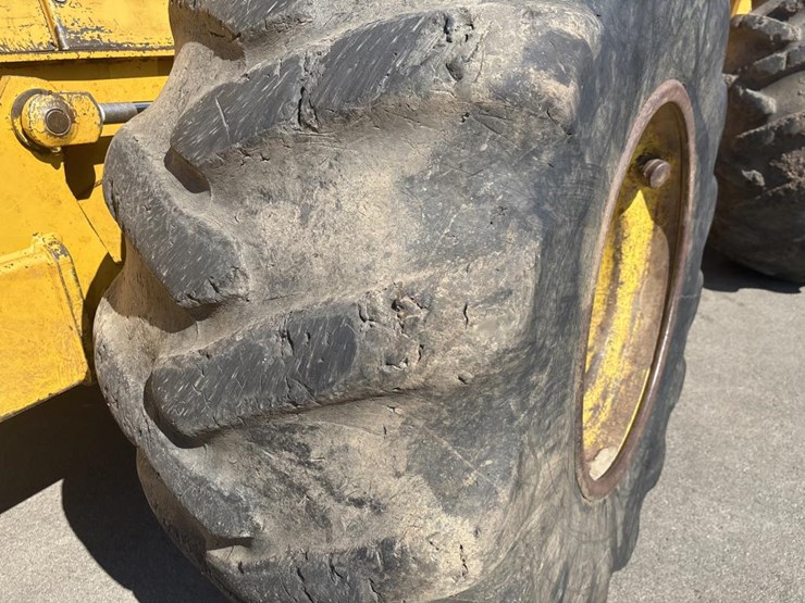 deere-648-image-33