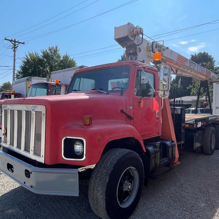 1989 INTERNATIONAL S2600