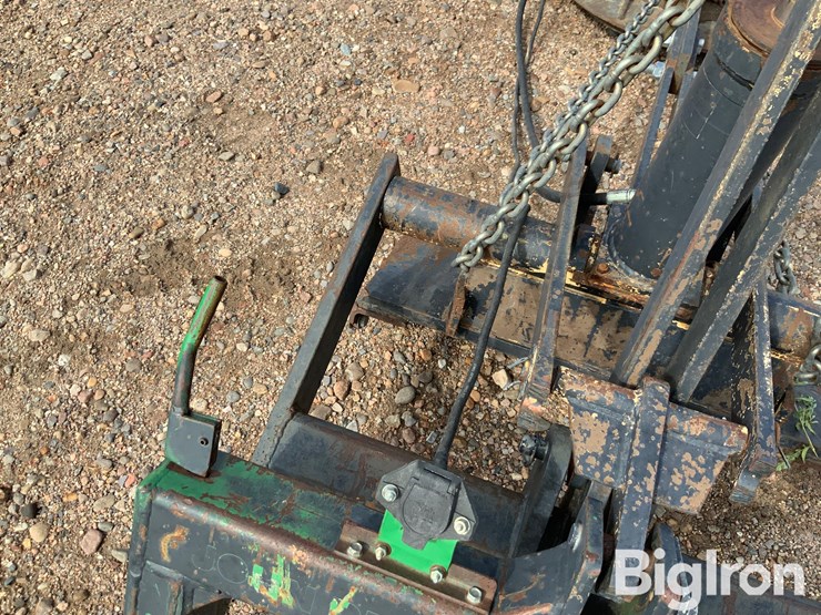 john-deere-3-pt-hydraulic-tow-hitch-image-15