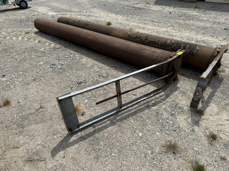 #23941-•-lot-of-(2)-12’-steel-pipe-w/gates-image-2