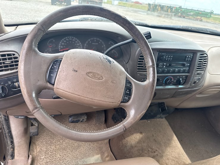 1999-ford-f150-image-26