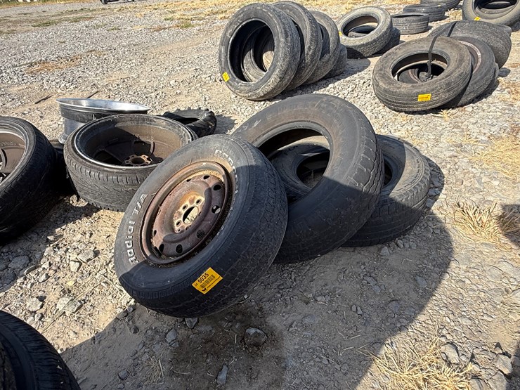 #5035-•-lot-of-(3)-miscellaneous-tires--inv#5035-inv#-5035-image-1