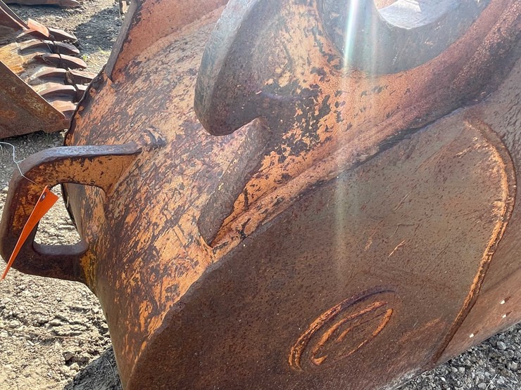 #13385-•-excavator-bucket-image-4