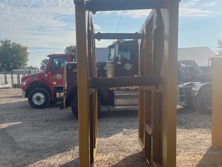 #13317-•-efficiency-products-trench-box-image-2