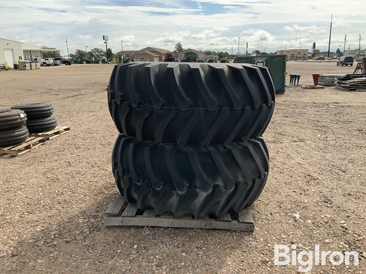 yield-master-30.5l-32-tires-&-rims-image-4