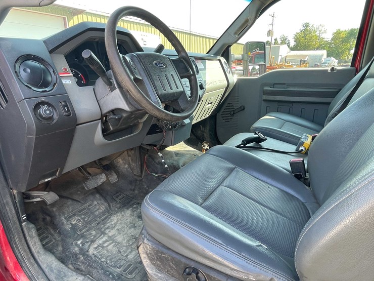 2014-ford-f350-image-35