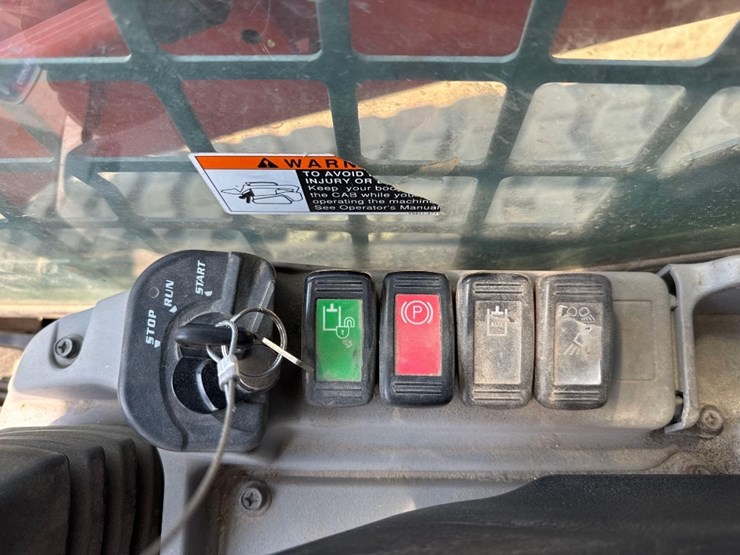 2017-kubota-svl75-2-image-26