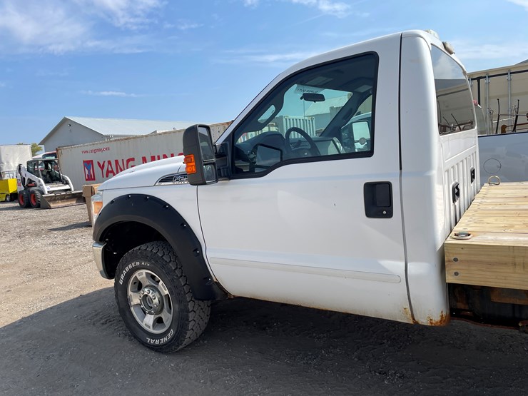 2011-ford-f250-image-11