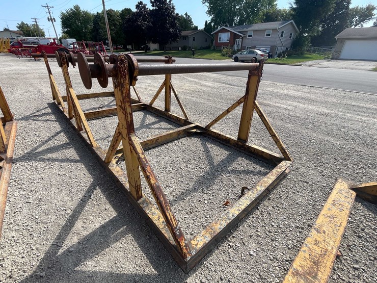 #13364-•-tripler-reel-carrier-stand-image-2