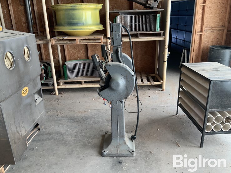 large-bench-grinder-image-8