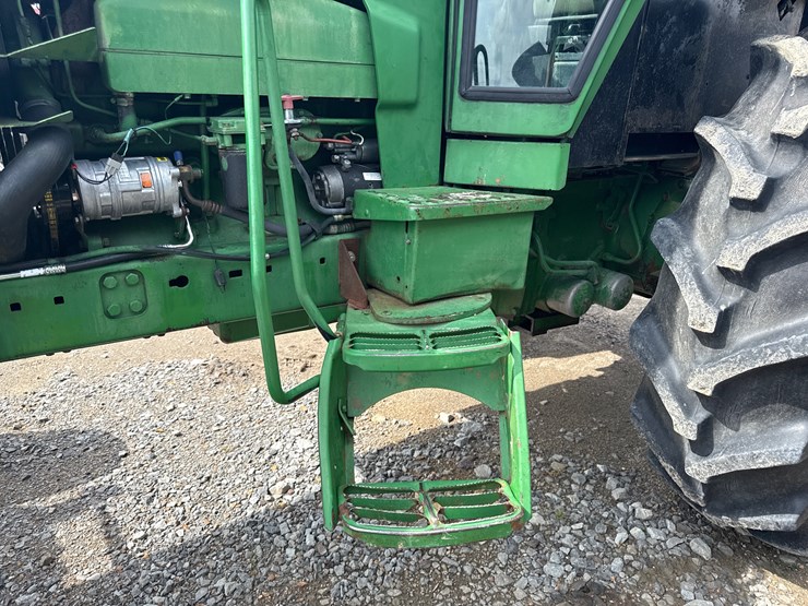 john-deere-4840-image-38