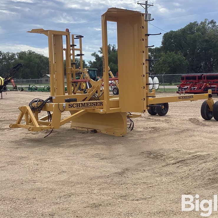 2022 Schmeiser SVT24R 24' VariTrak Folding 3-Pt Land Leveler