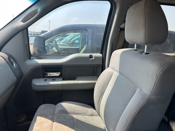 2005-ford-f150-image-47
