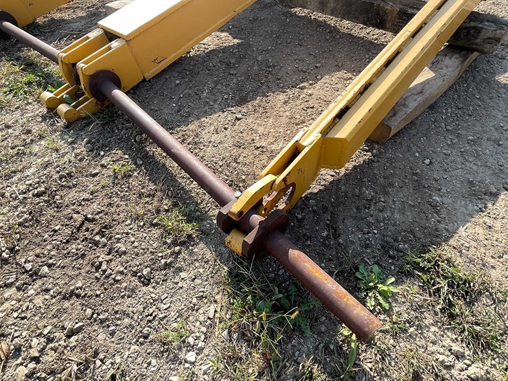 caterpillar-d7-image-12