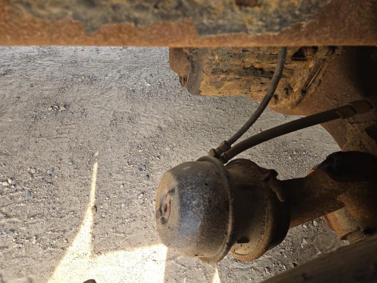 #1243-•-2002-international-6x4-dump-truck-image-42