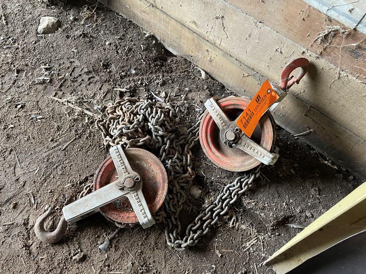 #7141-•-2000-pound-capacity-chain-block-and-tackle-image-1