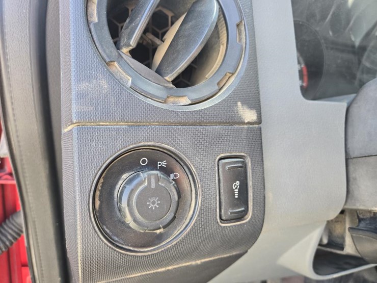 2011-ford-f450-image-45