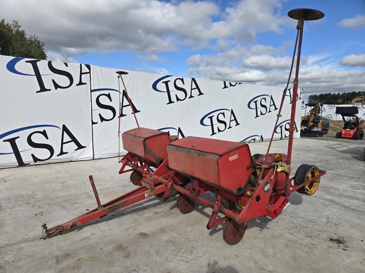 massey-ferguson-468-image-1