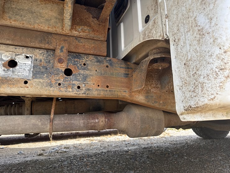 2005-ford-f350-image-21