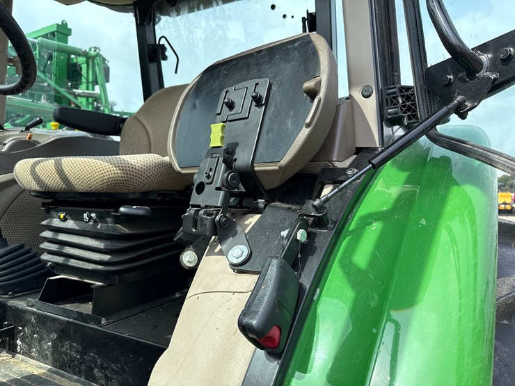 john-deere-5100e-image-30