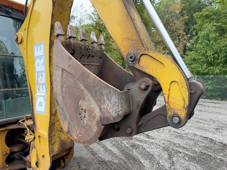 2001-deere-310g-image-18