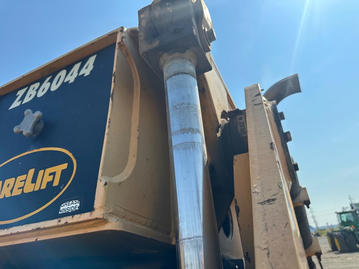 carelift-zb6044-image-60