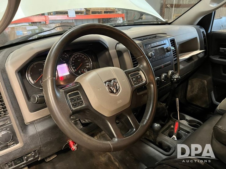 2012-dodge-3500-image-14