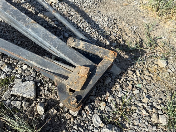 #23904-•-yetter-~15'-row-marker-image-16