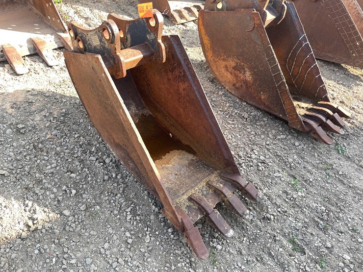 #13392-•-new-holland-bucket-image-6