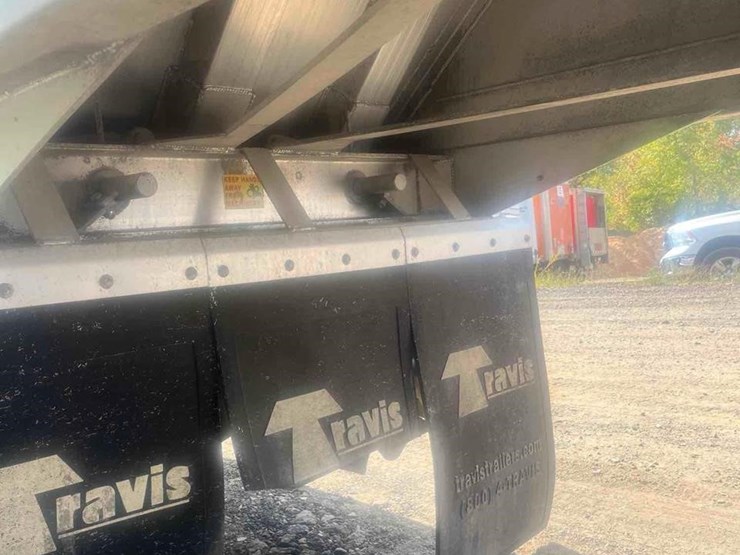 2013-travis-aluminum-bottom-dump-image-19